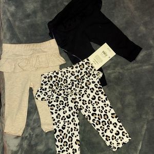 Set Of 0-3M Baby Girl Ruffled Pants